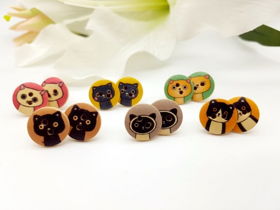 Preview: Katzen Knopf Ohrstecker Holz Button